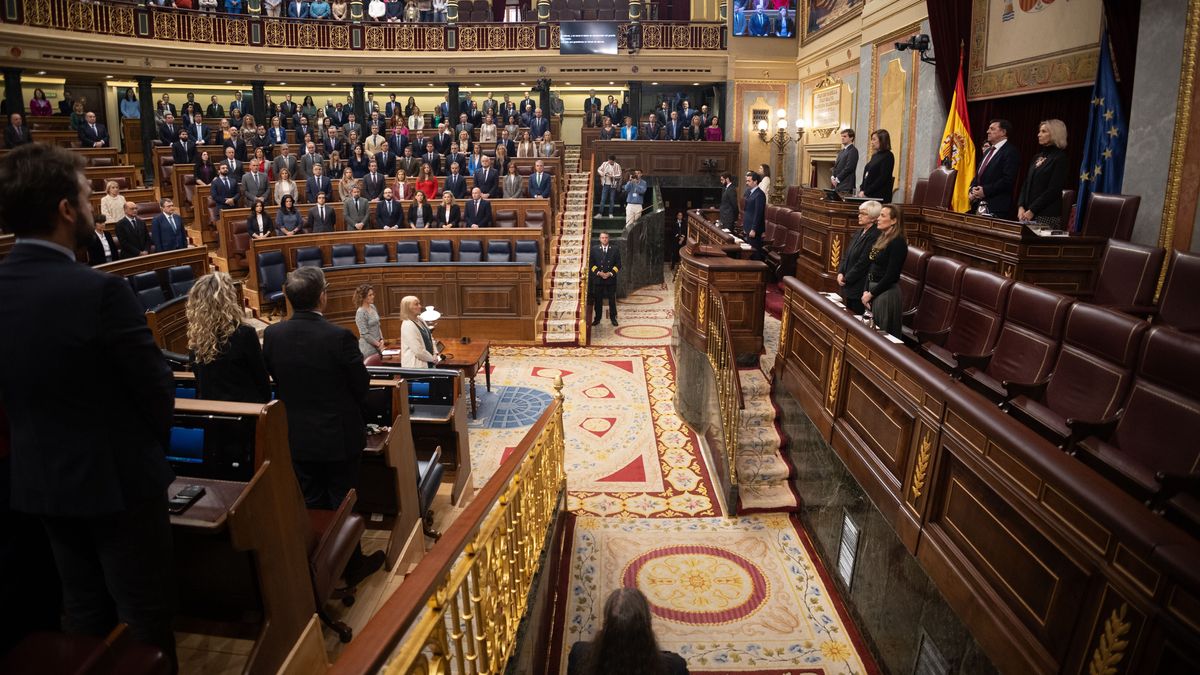 Diputados en el hemiciclo durante una sesión plenaria, en el Congreso de los Diputados