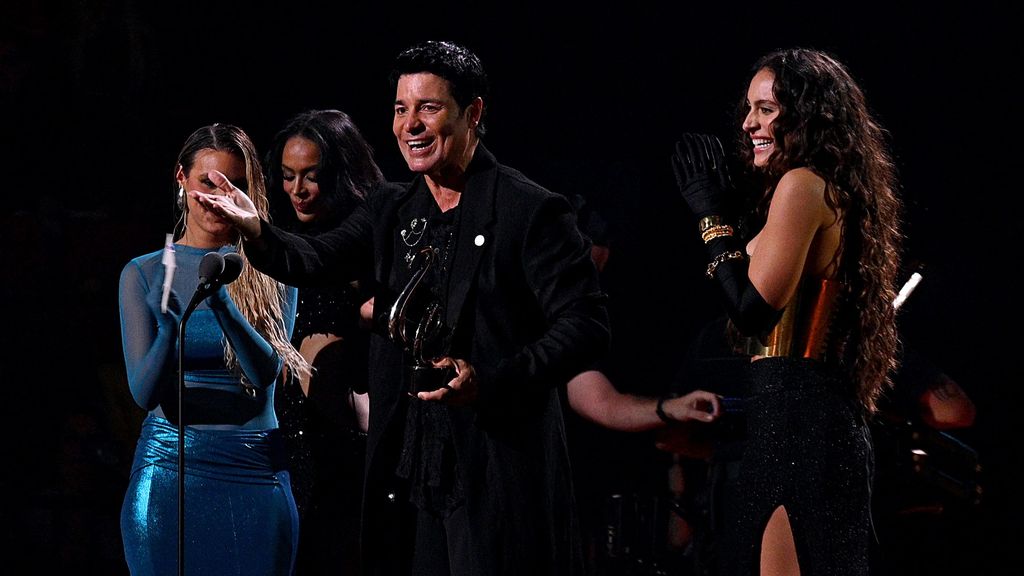 Chayanne, con su hija y su sobrina