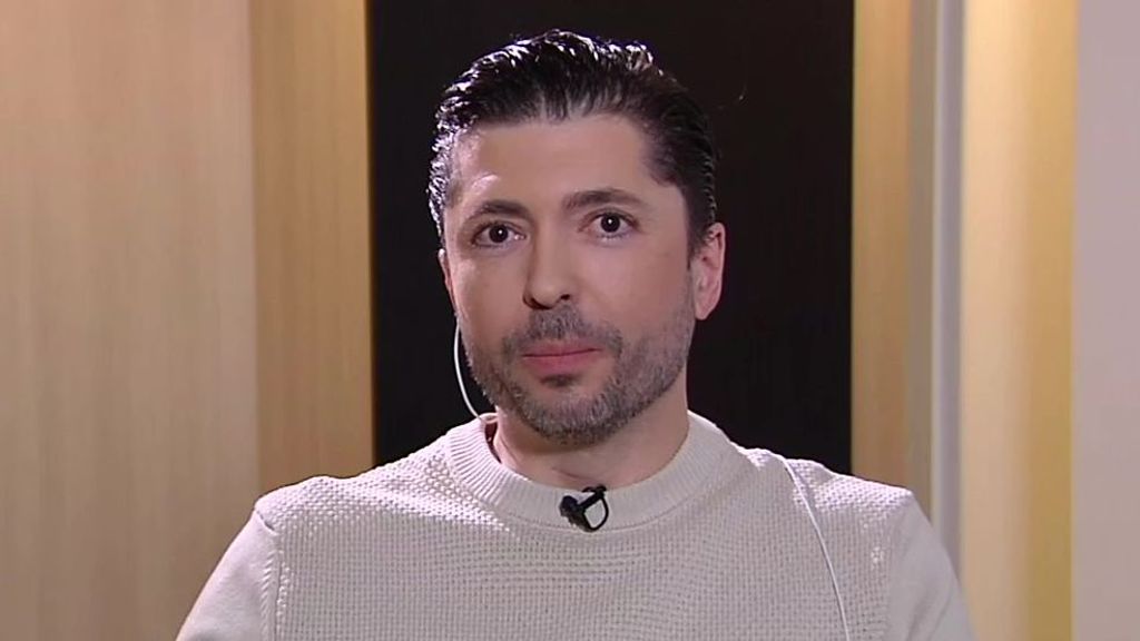 Ángel Cristo, tras ser confirmado concursante de 'Supervivientes': ''Me hubiera gustado ir con Ana, pero por motivos de salud no puede'' ¡De viernes! Top Vídeos 38