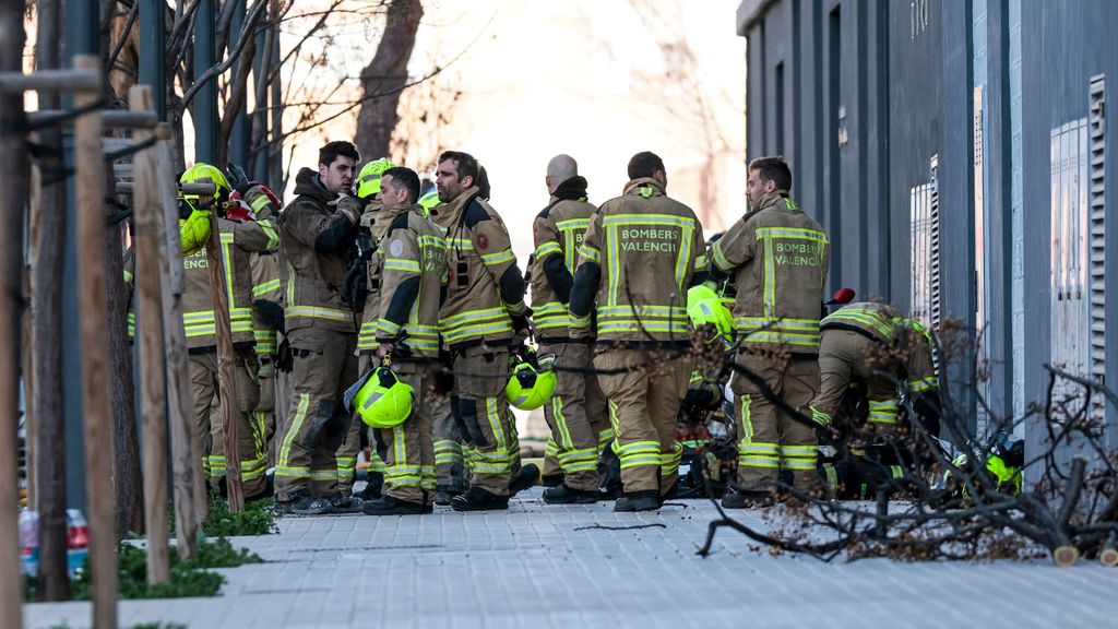 Los bomberos del incendio de Valencia: "Compañeros, hasta aquí llegamos. No entréis a por nosotros"