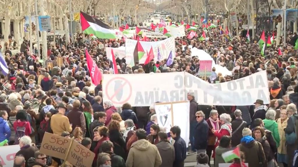 Miles de personas piden el cese de la ocupación de Palestina en las calles de las principales ciudades españolas