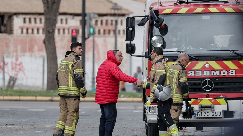 Tercera jornada de luto en València por las diez víctimas mortales del incendio de un edificio en València
