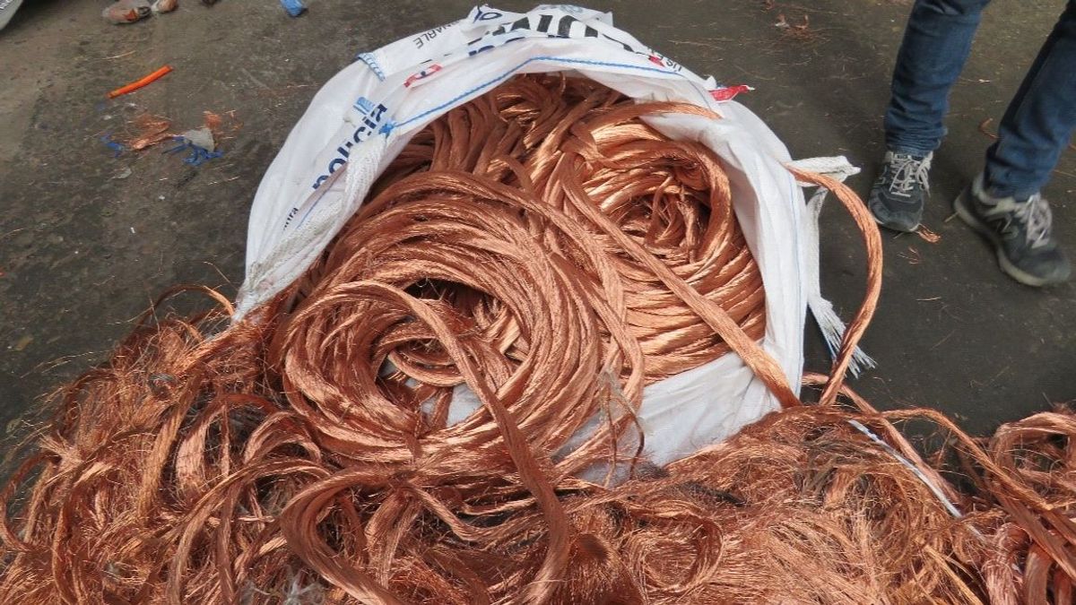 Cinco detenidos por robar cableado de cobre en empresas de Lleida: acababan de vender 500 kilos