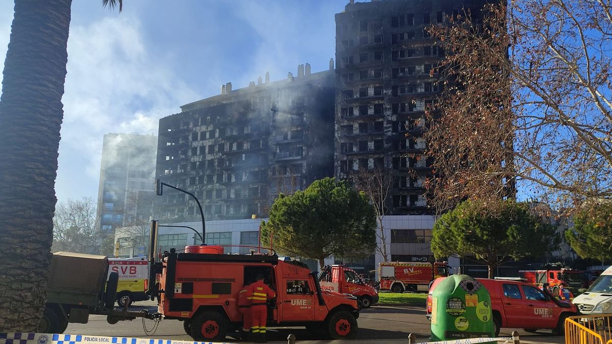 Edificio incendiado en Campanar