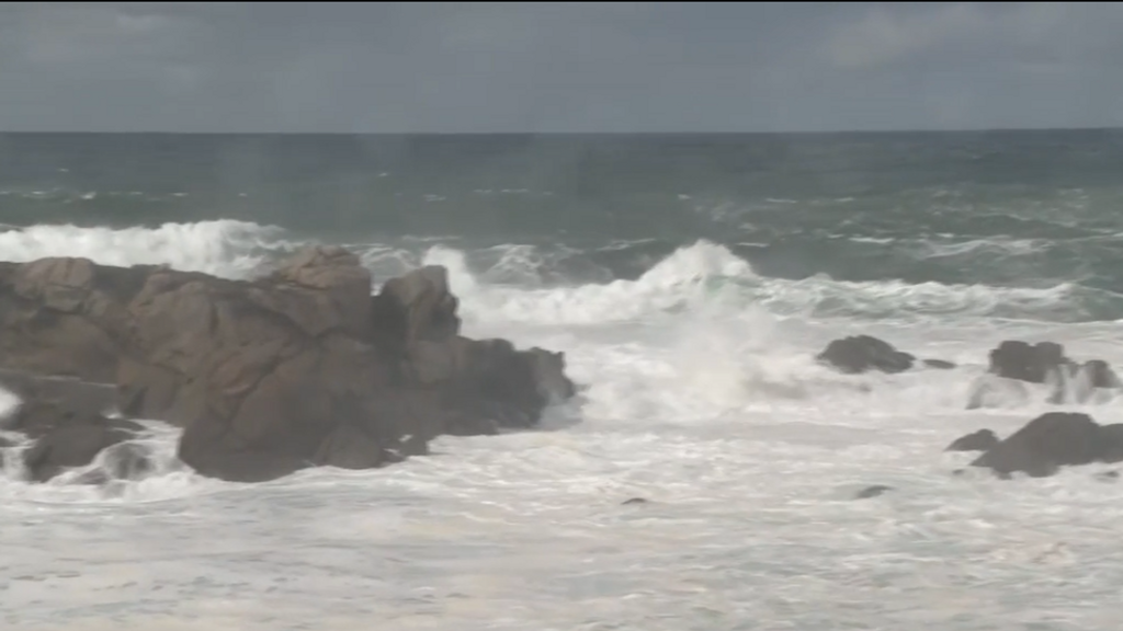 Alerta por lluvias y fuertes rachas de viento en toda España: un hombre muere en Galicia al caer al mar