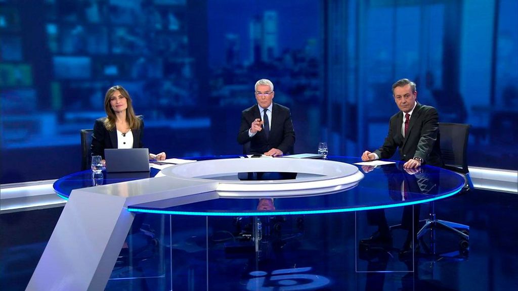 Con David Cantero, Leticia Iglesias y José Ribagorda Informativos Telecinco 2024 Noche 02/03/2024