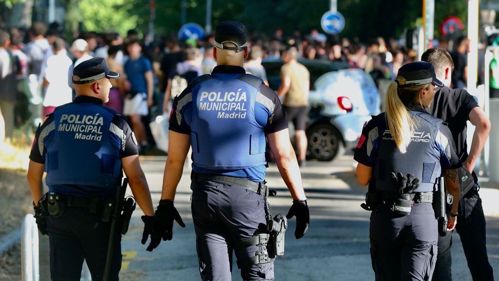 La Policía Municipal de Madrid multiplica las sanciones por botellón: 98 al día en 2023