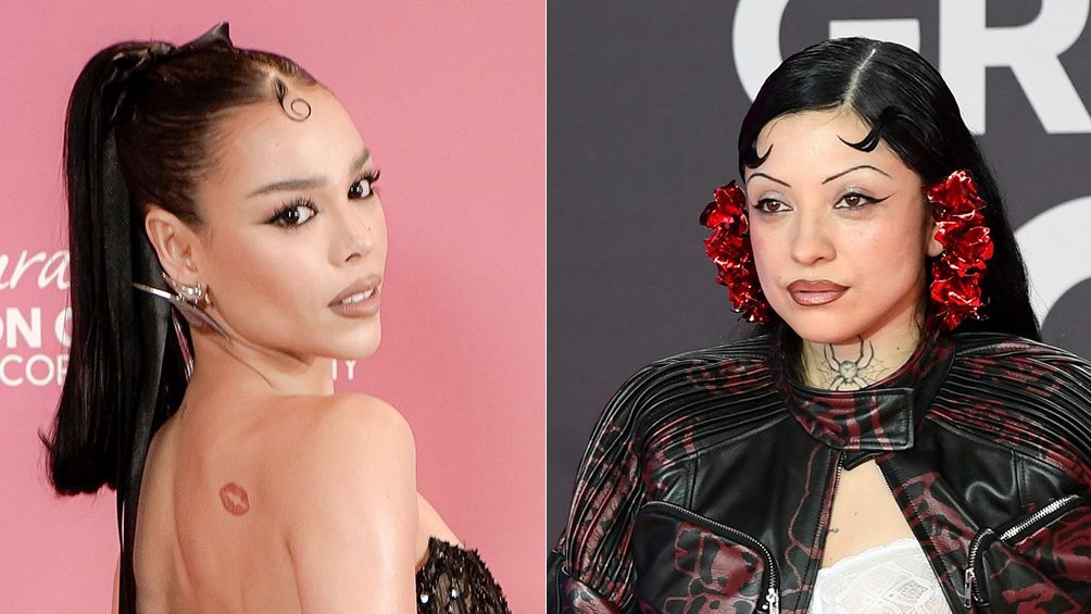 Danna paola y Mon Laferte en los Grammy Latinos 2023