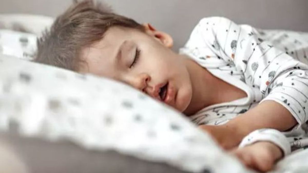 ¿Cuántas horas tienen que dormir los niños? La tabla que ha viralizado una profesora estadounidense