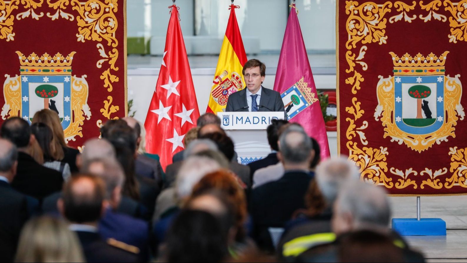 Almeida rinde homenaje a las víctimas del 11M, el día en el que “la historia de Madrid cambió para siempre”