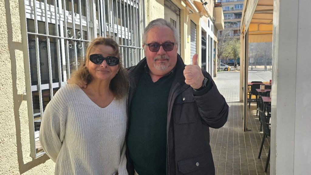 José Luis con su mujer celebran las buenas noticias recibidas
