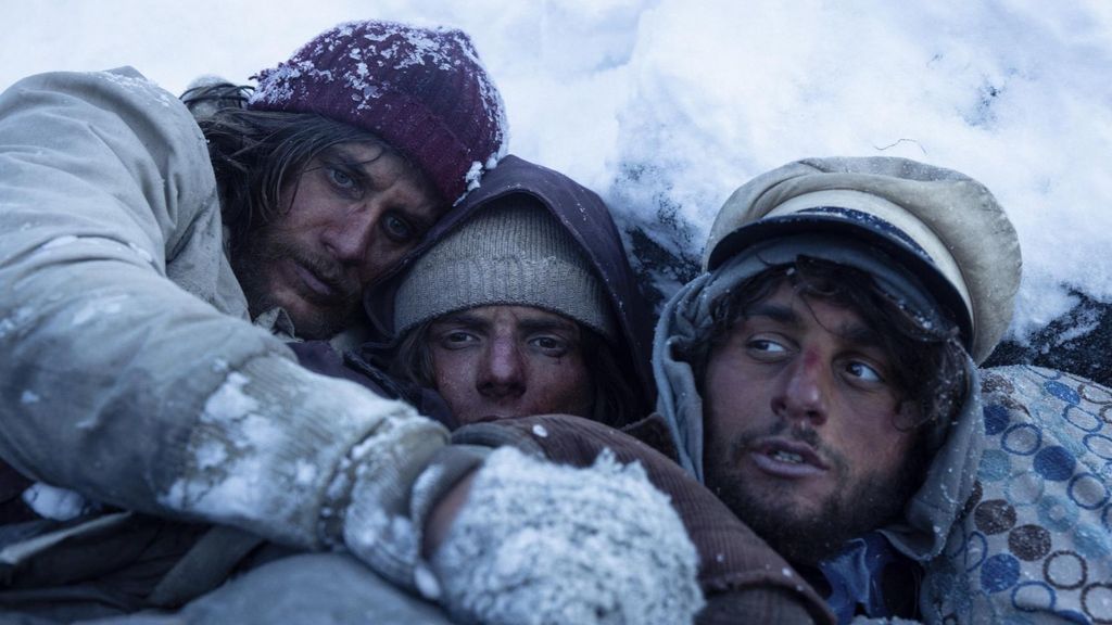 'La sociedad de la nieve' compite este domingo por el Oscar a mejor película de habla no inglesa.