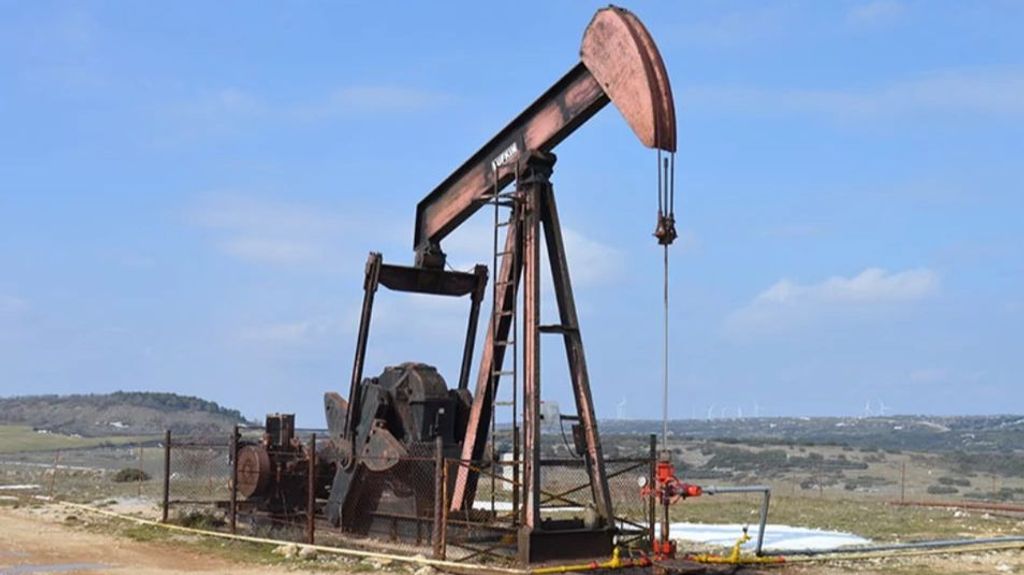 Yacimeinto petrolero en Ayoluengo (Burgos).