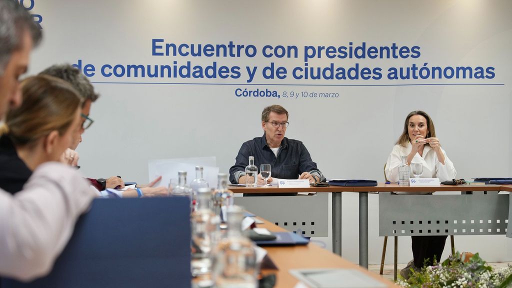 El PP alcanza dos acuerdos "importantes" en materia educativa en su reunión en Córdoba