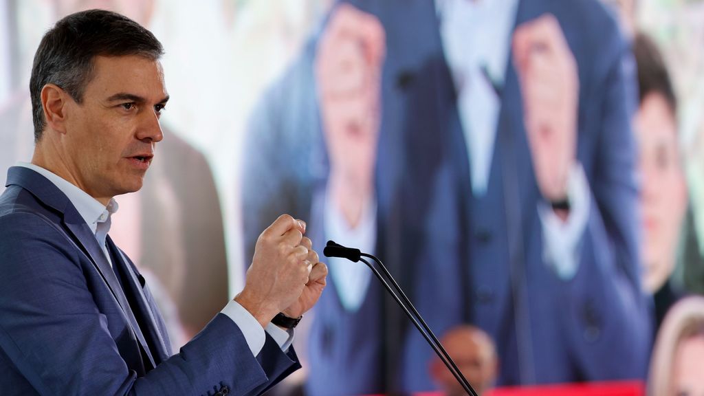 El presidente del Gobierno Pedro Sánchez durante un acto en el que el PSOE homenajea al expresidente José Luis Rodríguez Zapatero