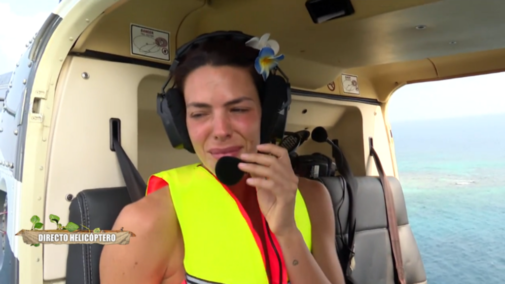La emoción de Laura Matamoros en el helicóptero