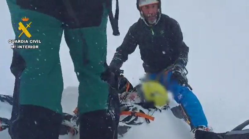 Rescatan a dos montañeros en La Rioja tras sufrir una avalancha