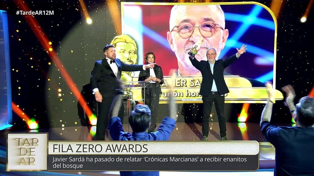 Kike Quintana revoluciona a su tía Ana Rosa con los ‘Fila Zero Awards’: Xavier Sardà se corona como ‘el gruñoncete’ de ‘TardeAR’