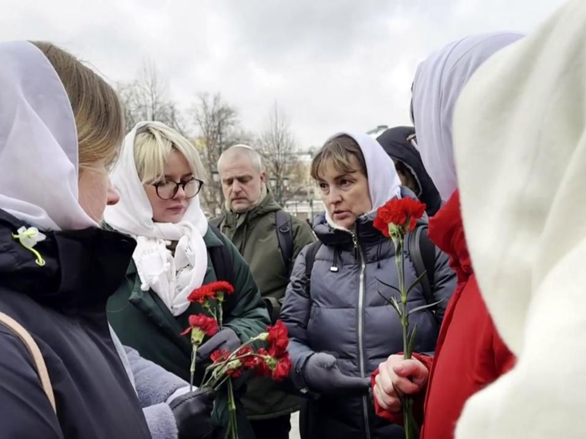 Las mujeres rusas retan a Putin por sus maridos movilizados en Ucrania