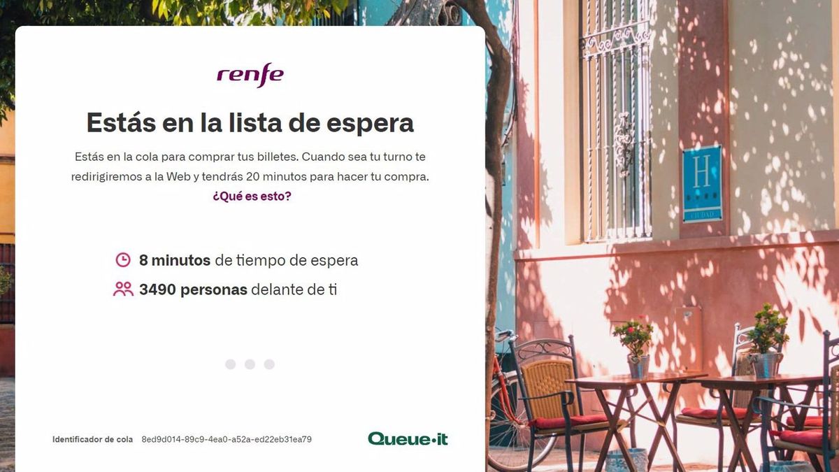 Los usuarios continúan teniendo que esperar varios minutos en una cola virtual para poder acceder a la web de Renfe