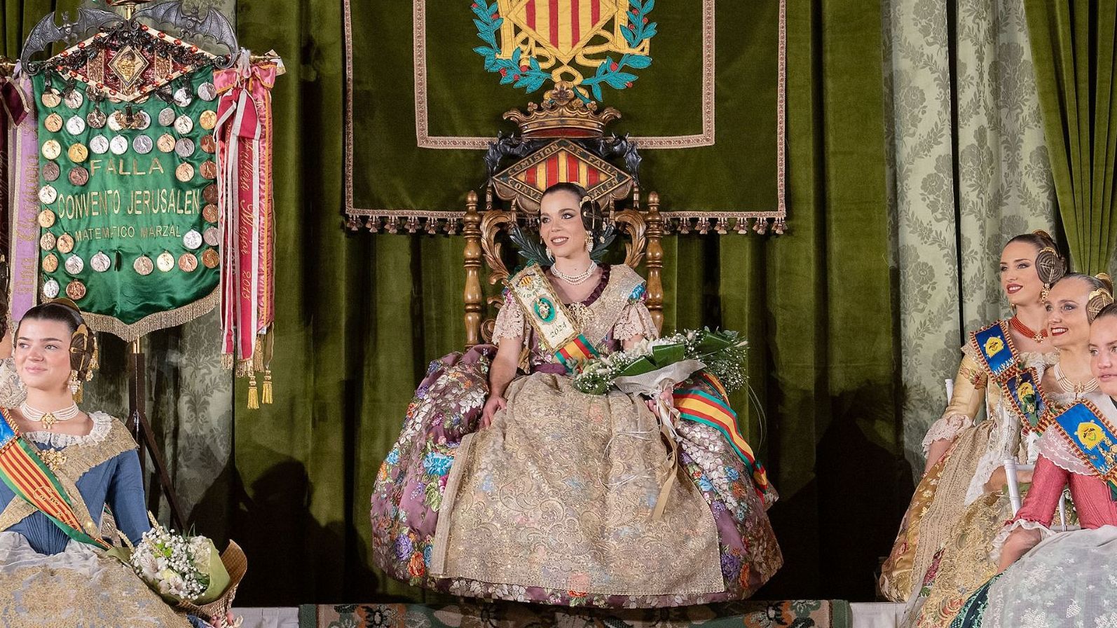 Mariam el día de su exaltación como Fallera Mayor