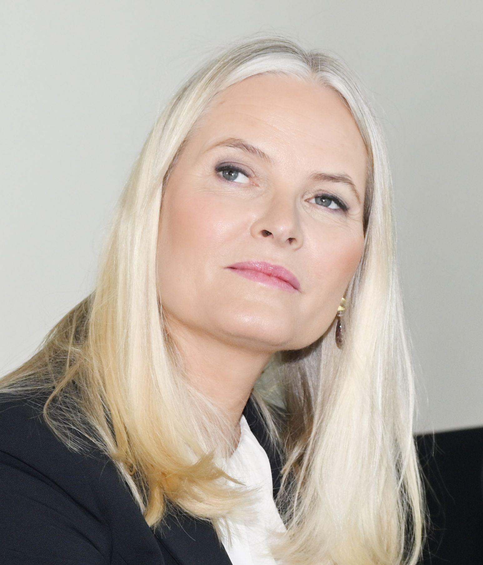 Mette Marit, pensativa