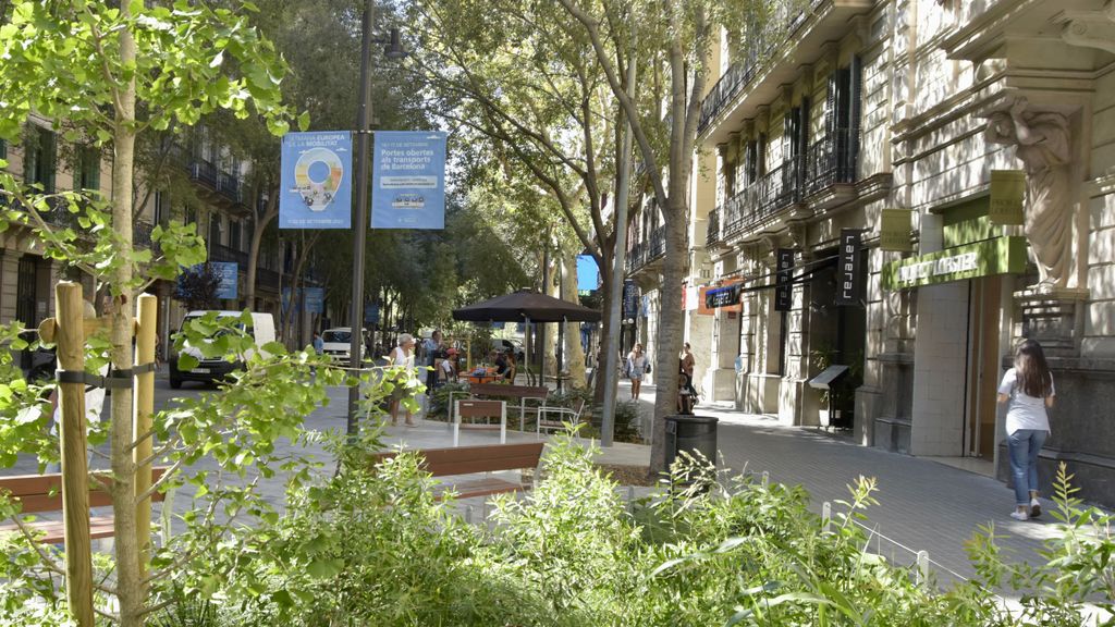 Consell de Cent, en Barcelona, la calle española entre las diez más de moda del mundo