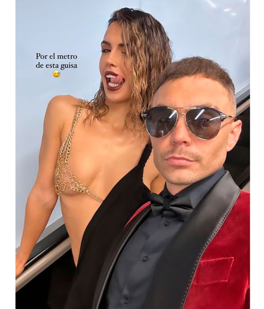 Cristian Suescun y Sofía Suescun acuden en metro a los Premios Ídolo