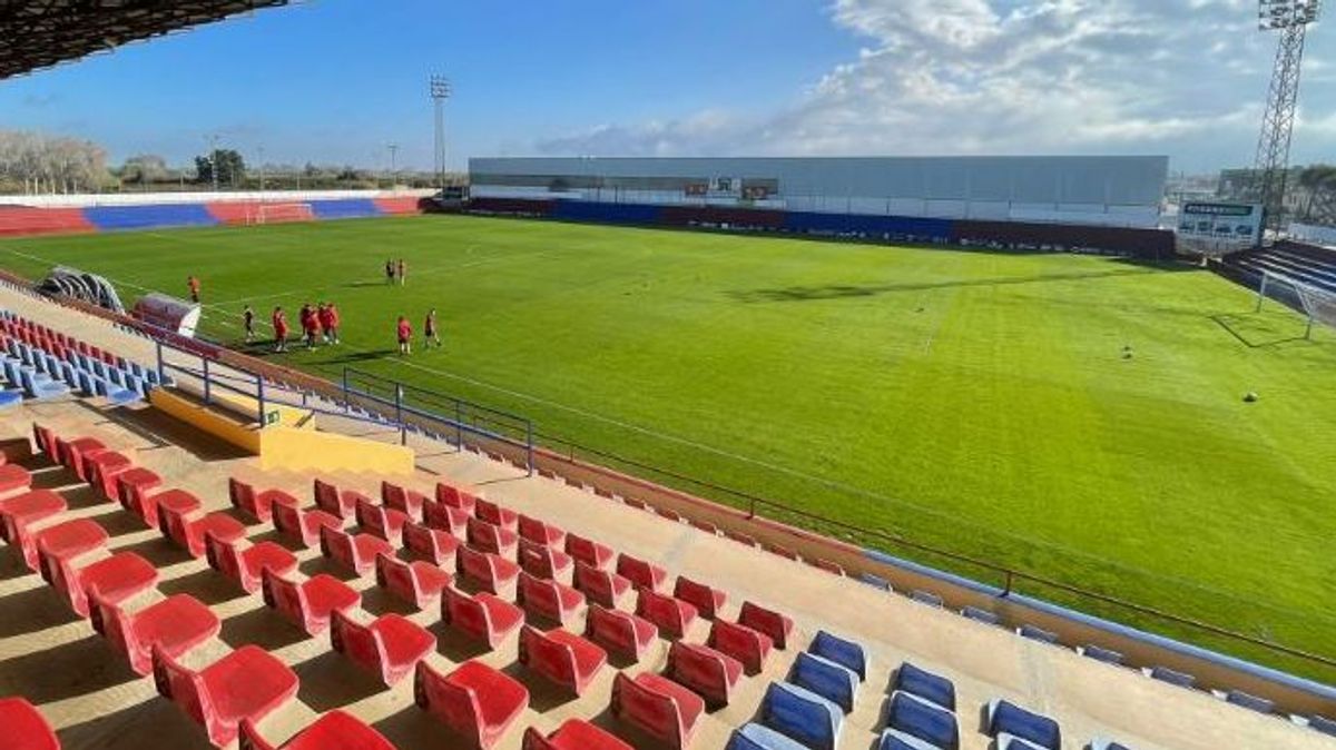 El partido de la UD Alzira terminó con dos personas heridas en la violenta pelea que se desencadenó