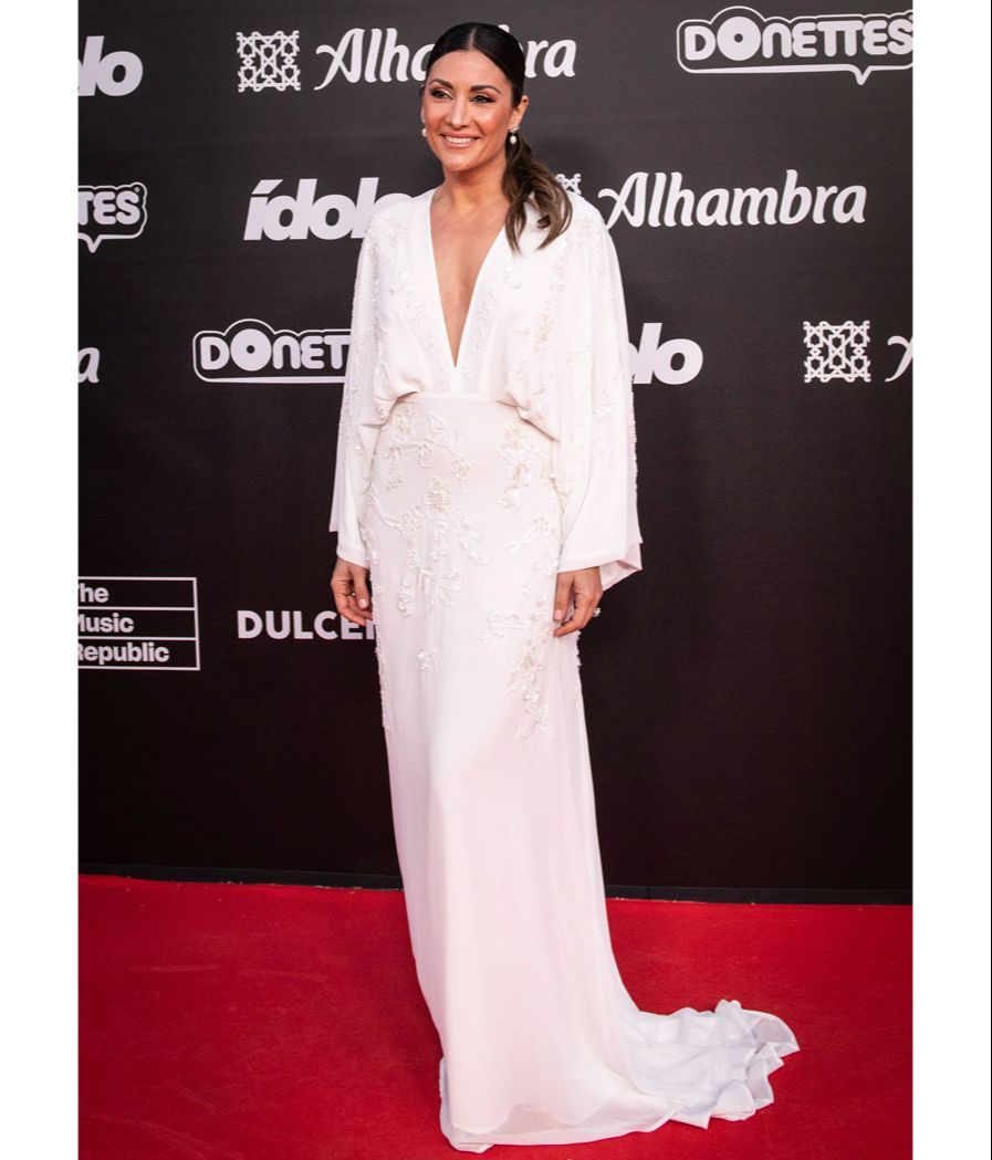 Nagore Robles, con un diseño boho en blanco de los más aplaudidos de la noche