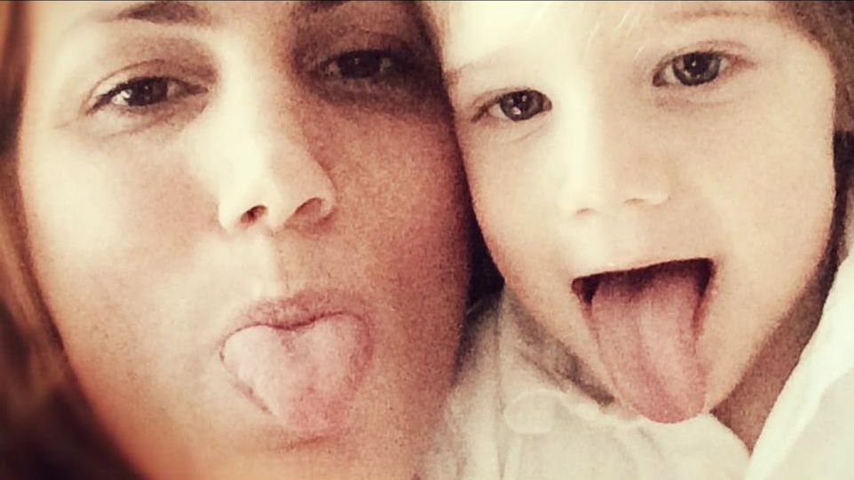 Mayte García y Santi