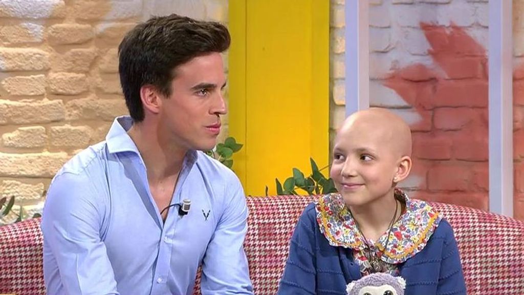 Gonzalo Caballero se vuelca con María, una fan con sarcoma de Ewing: "Mi padre murió de cáncer"