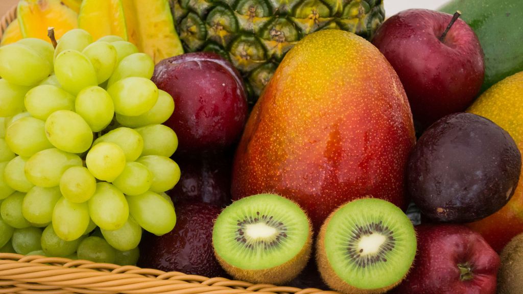 origen frutas verduras supermercado unsplash
