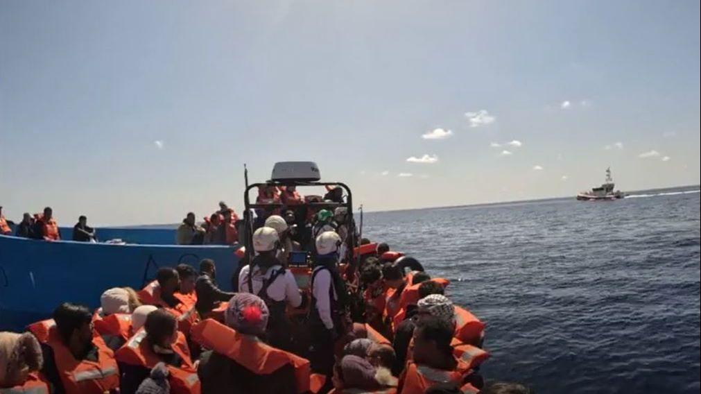 Uno straziante salvataggio di Medici Senza Frontiere nel Mediterraneo