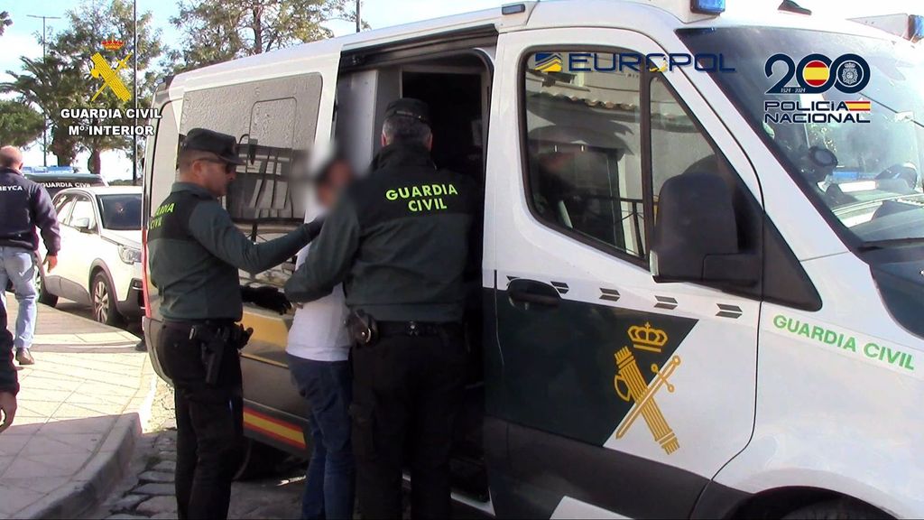 Tres personas han sido detenidas por la muerte de cinco migrantes que fueron arrojados al mar en aguas de Cádiz