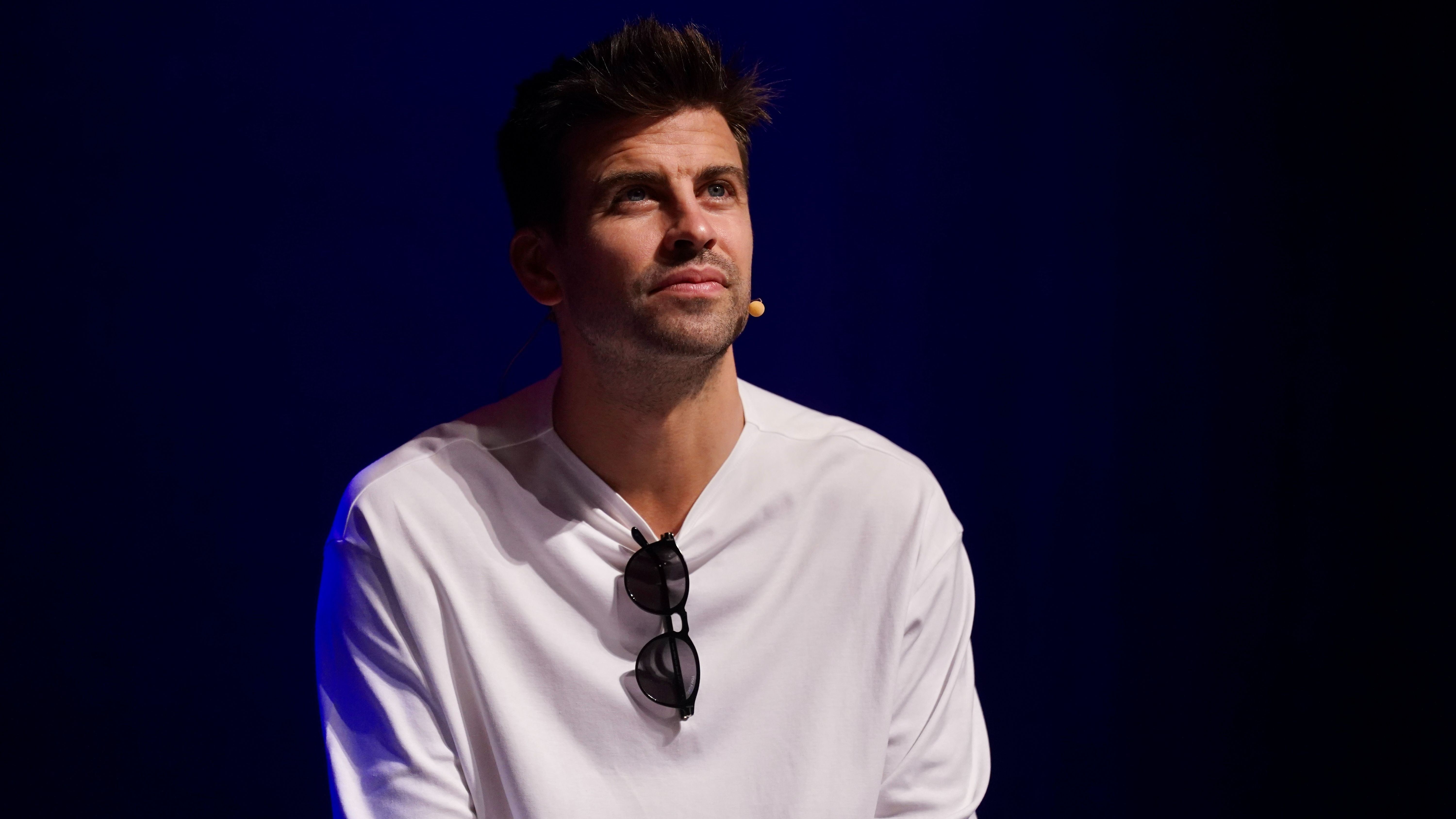 Gerard Piqué Gerard Piqué