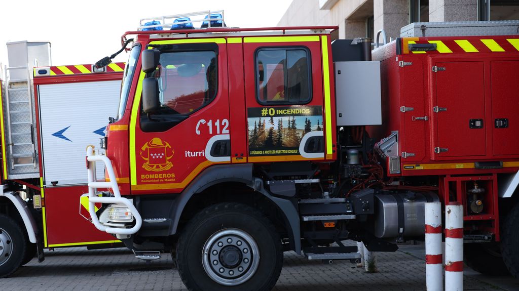 Los Bomberos del Ayuntamiento de Madrid acudieron al establecimiento y se encontraron al varón en parada cardiorrespiratoria