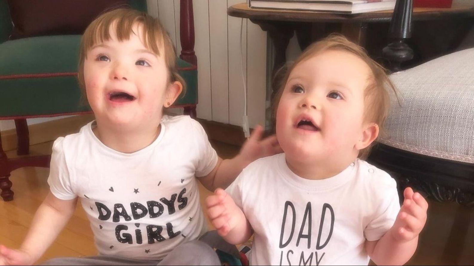 Mariana y Jaime, los hijos de Mariana.