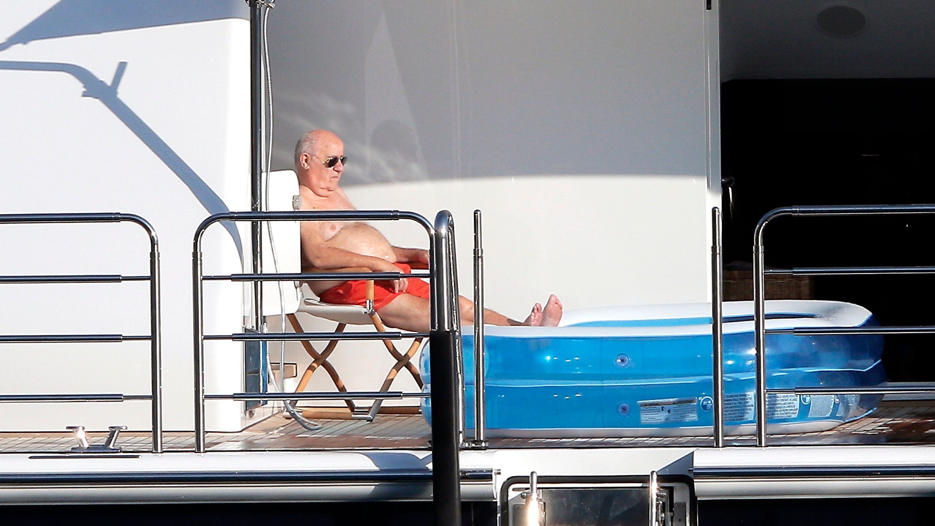 Amancio Ortega, disfrutando de unos días de descanso en el Dizzle