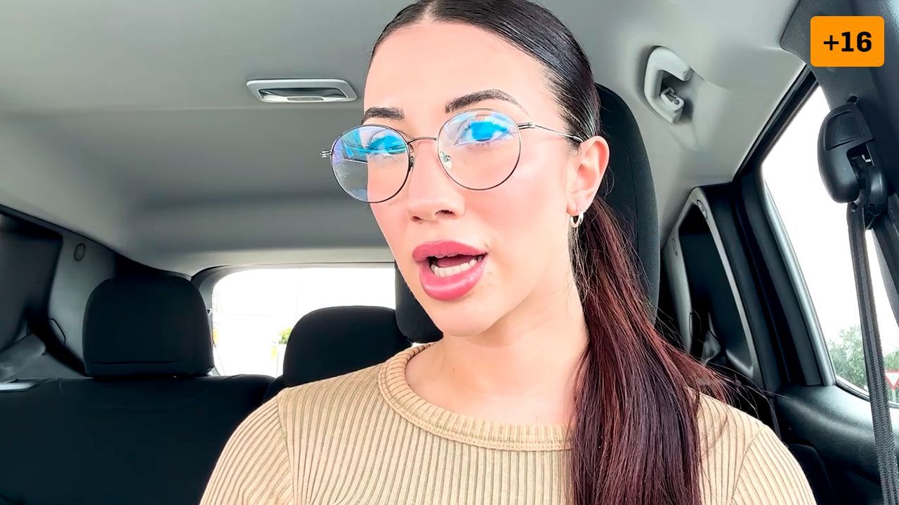 Naomi Asensi desvela la experiencia traumática que ha vivido durante las Fallas (2/2)