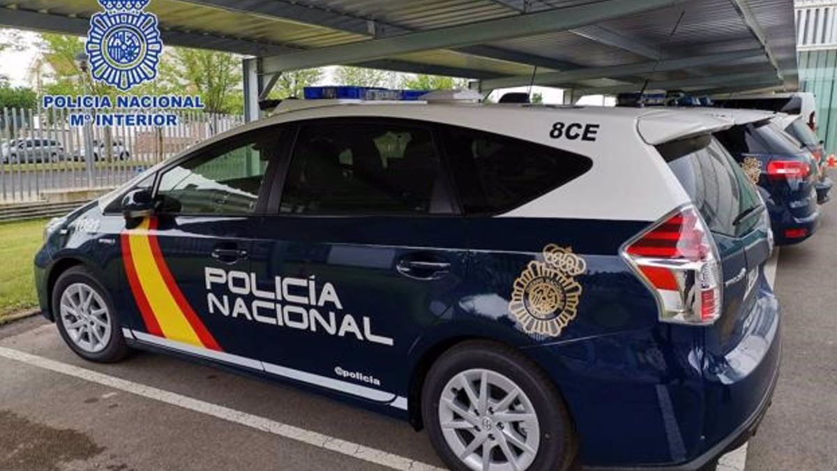 coche policia nacional sevilla