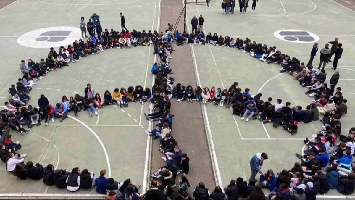 Escolares de Aragón celebran el Día de la No Violencia y la Paz