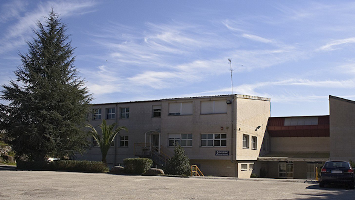 La charla se celebró en la mañana de este jueves en el Colegio Santiago Apóstol de Soutomaior