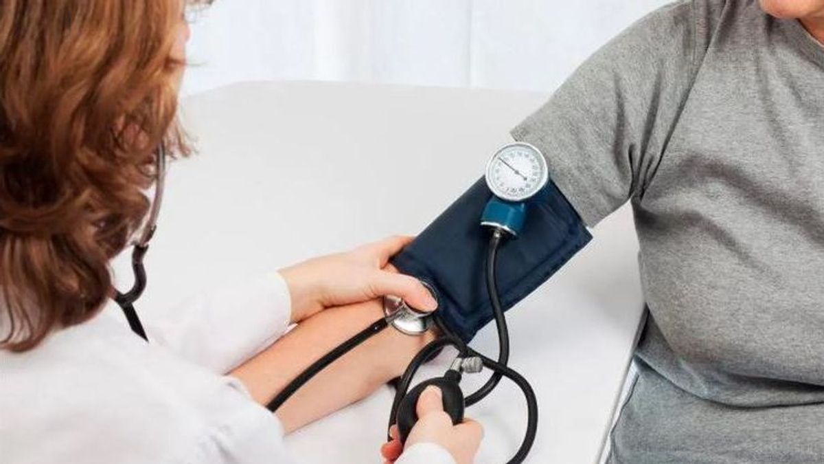 ¿Por qué es diferente la presión arterial en hombres y mujeres?