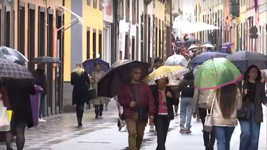 Alerta meteorológica: una Dana cruza Canarias en plena Semana Santa dejando fuertes lluvias y tormentas