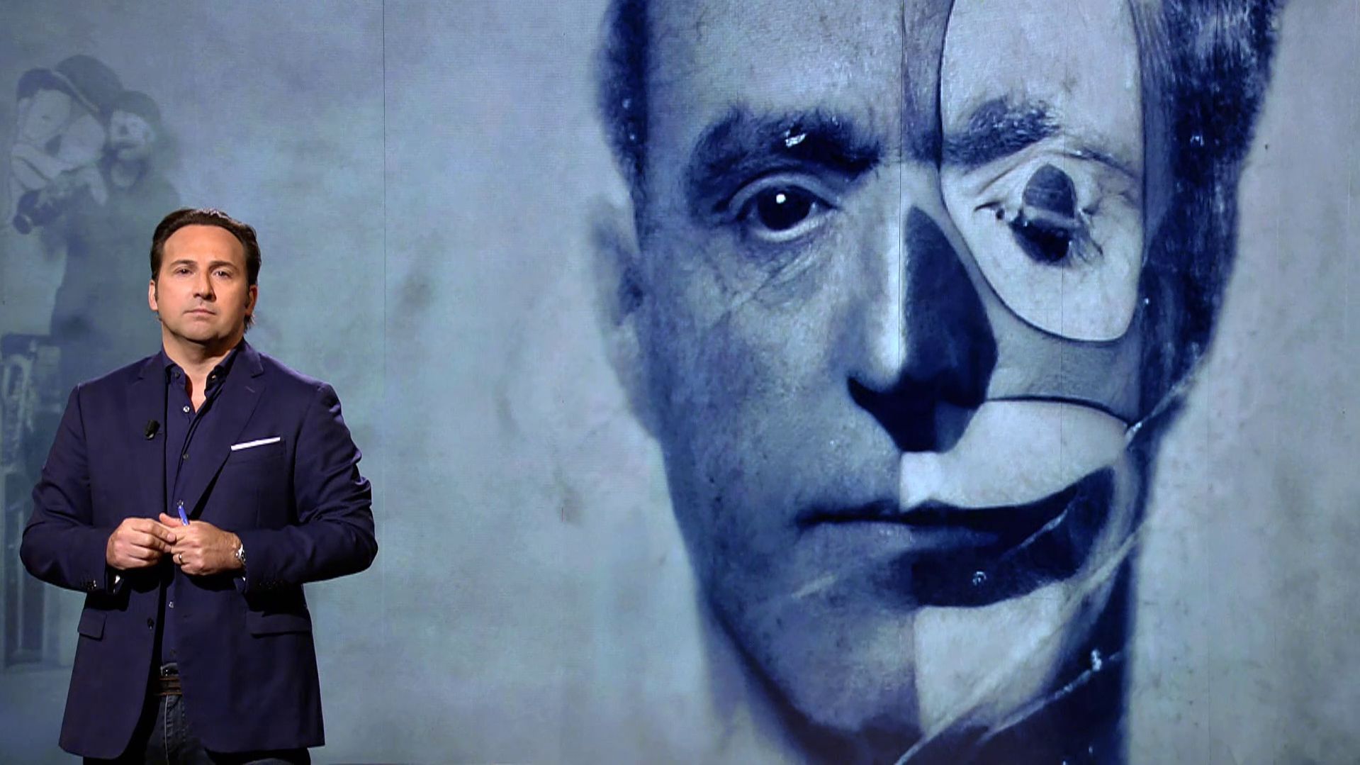 Iker JIménez homenajea al payaso Ramper