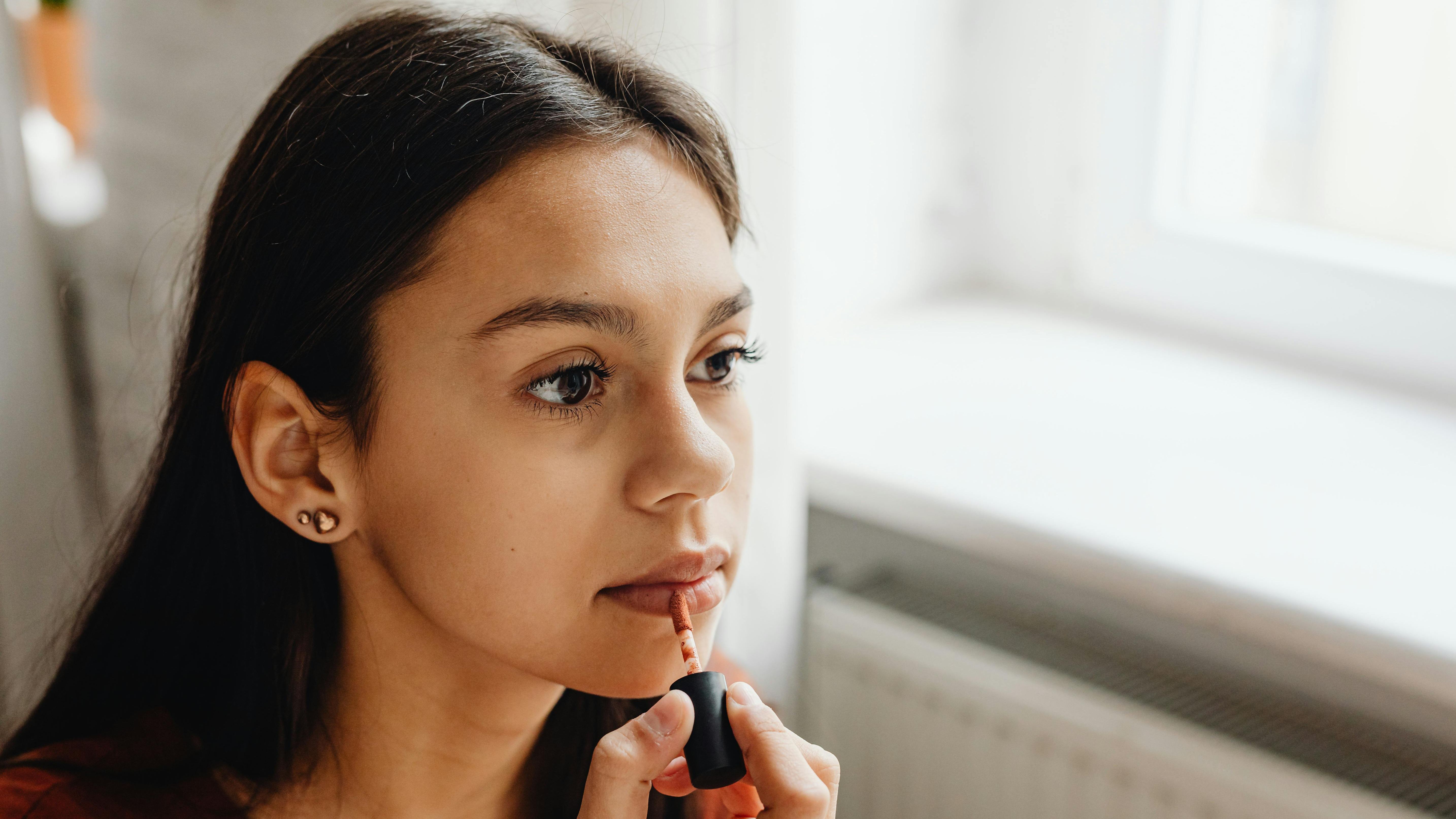 Los adolescentes utilizan productos que no les convienen a su edad. FUENTE: Pexels