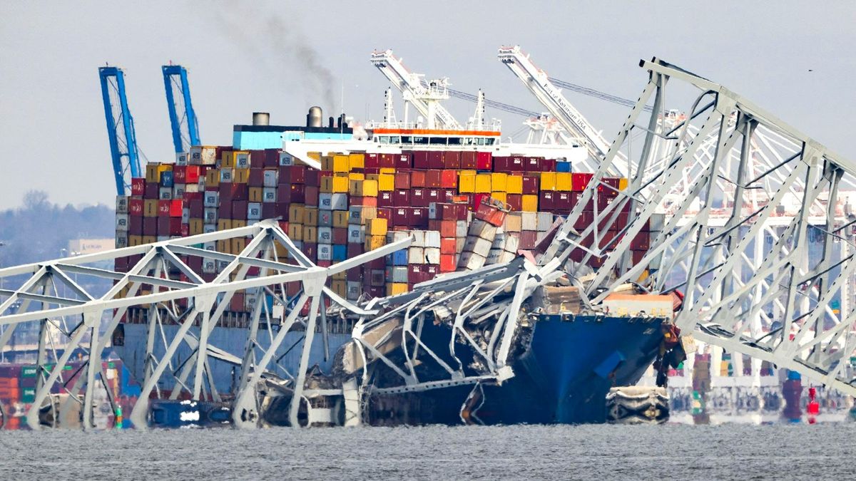 El carguero que ha chocado contra el puente de Baltimore envió un 'mayday' antes de colisionar