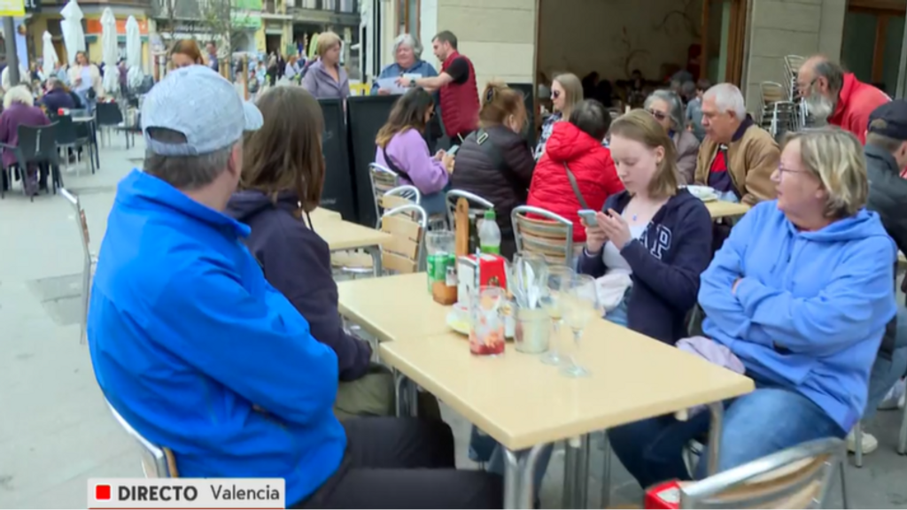 El aumento de las terrazas de bares en Valencia, un problema de movilidad para los vecinos