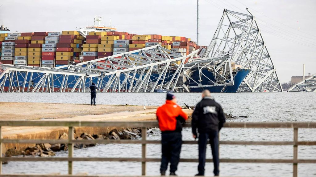 Dan por muertos a los seis trabajadores desaparecidos tras el derrumbe del puente de Baltimore